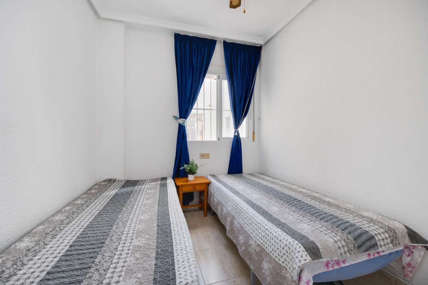 APARTAMENTO A 150 METROS DE LA PLAYA DEL CURA EN TORREVIEJA