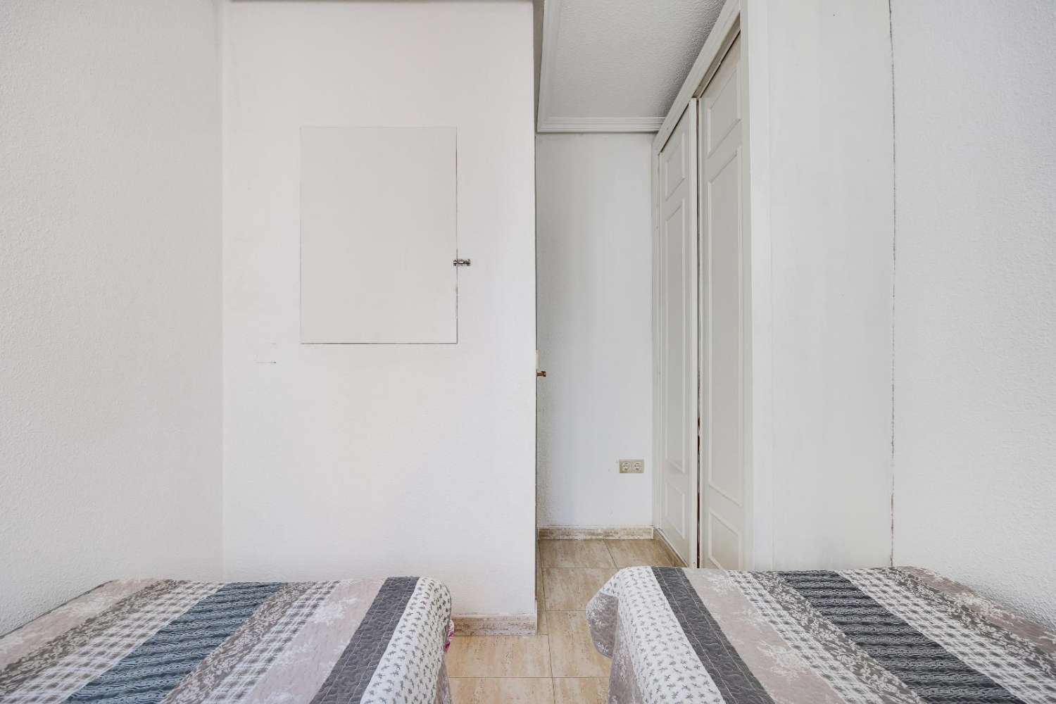 APARTAMENTO A 150 METROS DE LA PLAYA DEL CURA EN TORREVIEJA