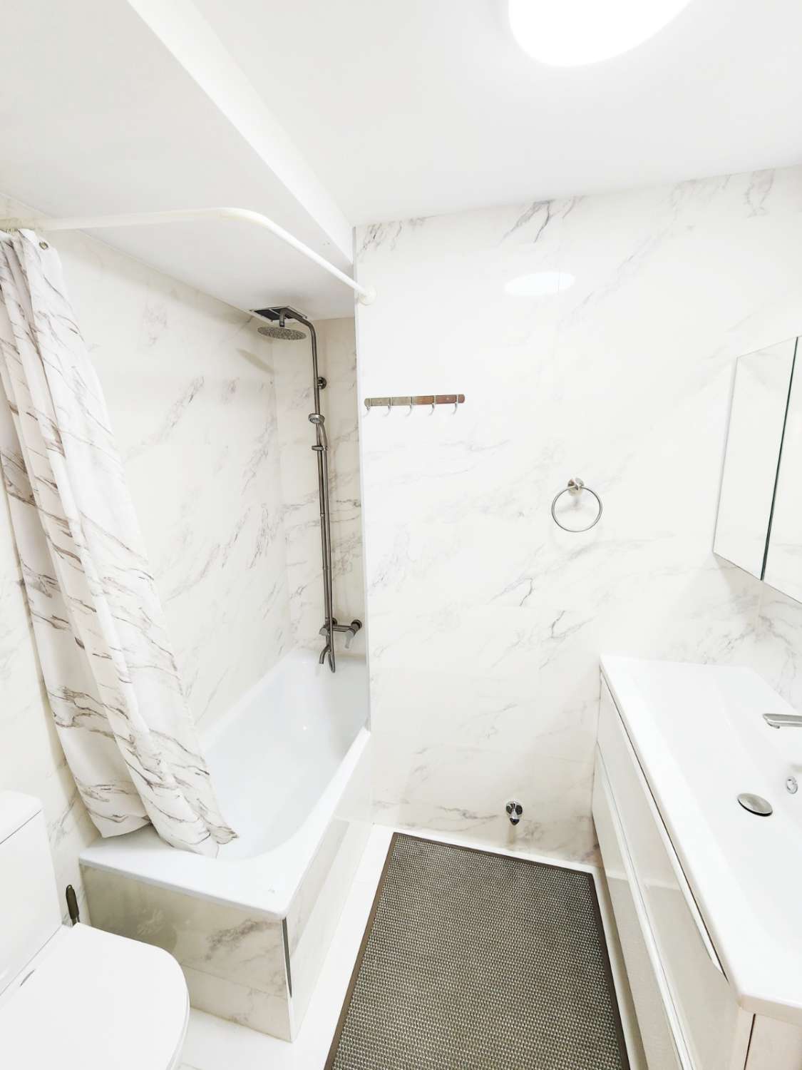 SPEKTAKULÆR RENOVERT LEILIGHET MED TURISTLISENS 270 M FRA STRANDEN – PLAYA DEL CURA, TORREVIEJA