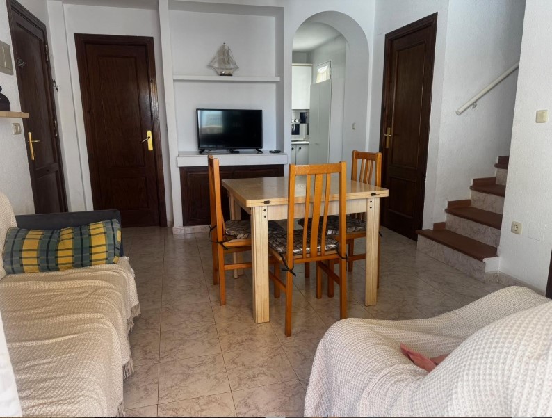 IDEAL PENTHOUSE FOR HOLIDAYS OR INVESTMENT 200 M FROM THE BEACH