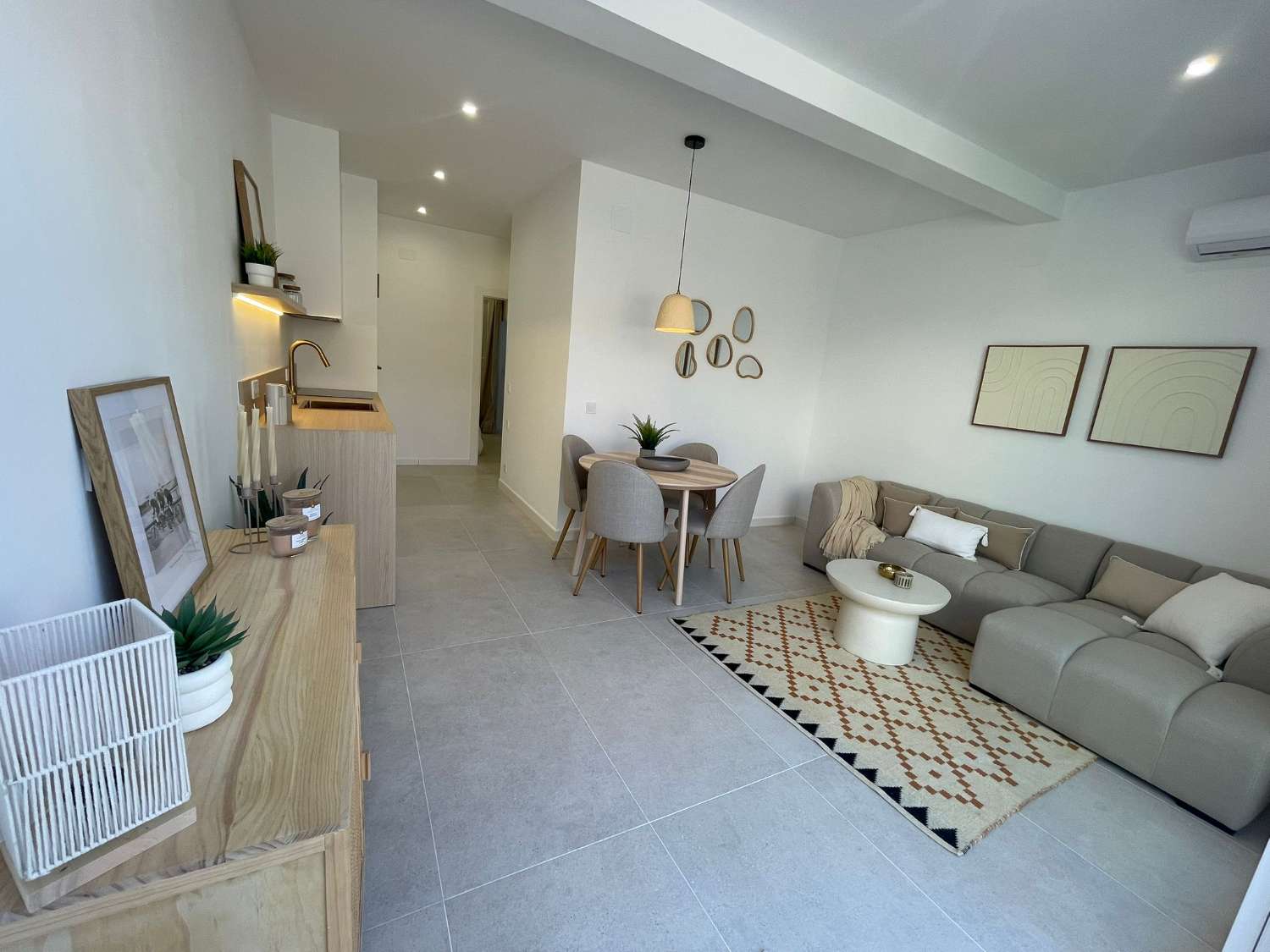 RENOVATED 2 BEDROOM BUNGALOW IN EL CHAPARRAL, TORREVIEJA