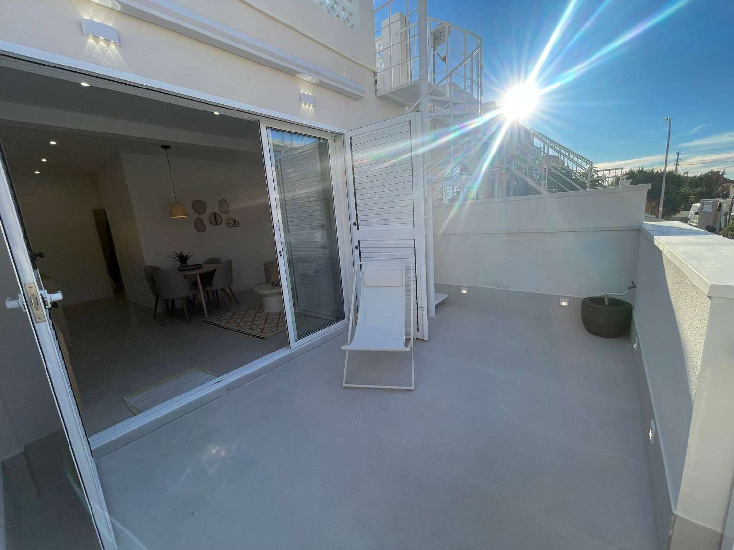 RENOVATED 2 BEDROOM BUNGALOW IN EL CHAPARRAL, TORREVIEJA