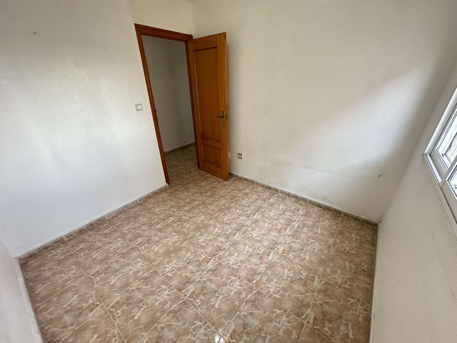 VERY BRIGHT 2 BEDROOM APARTMENT WITH POOL IN NUEVA TORREVIEJA