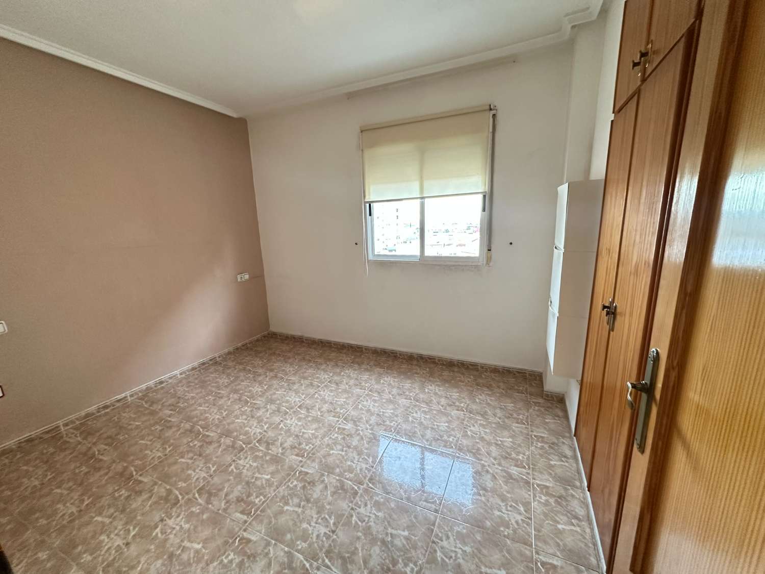 VERY BRIGHT 2 BEDROOM APARTMENT WITH POOL IN NUEVA TORREVIEJA