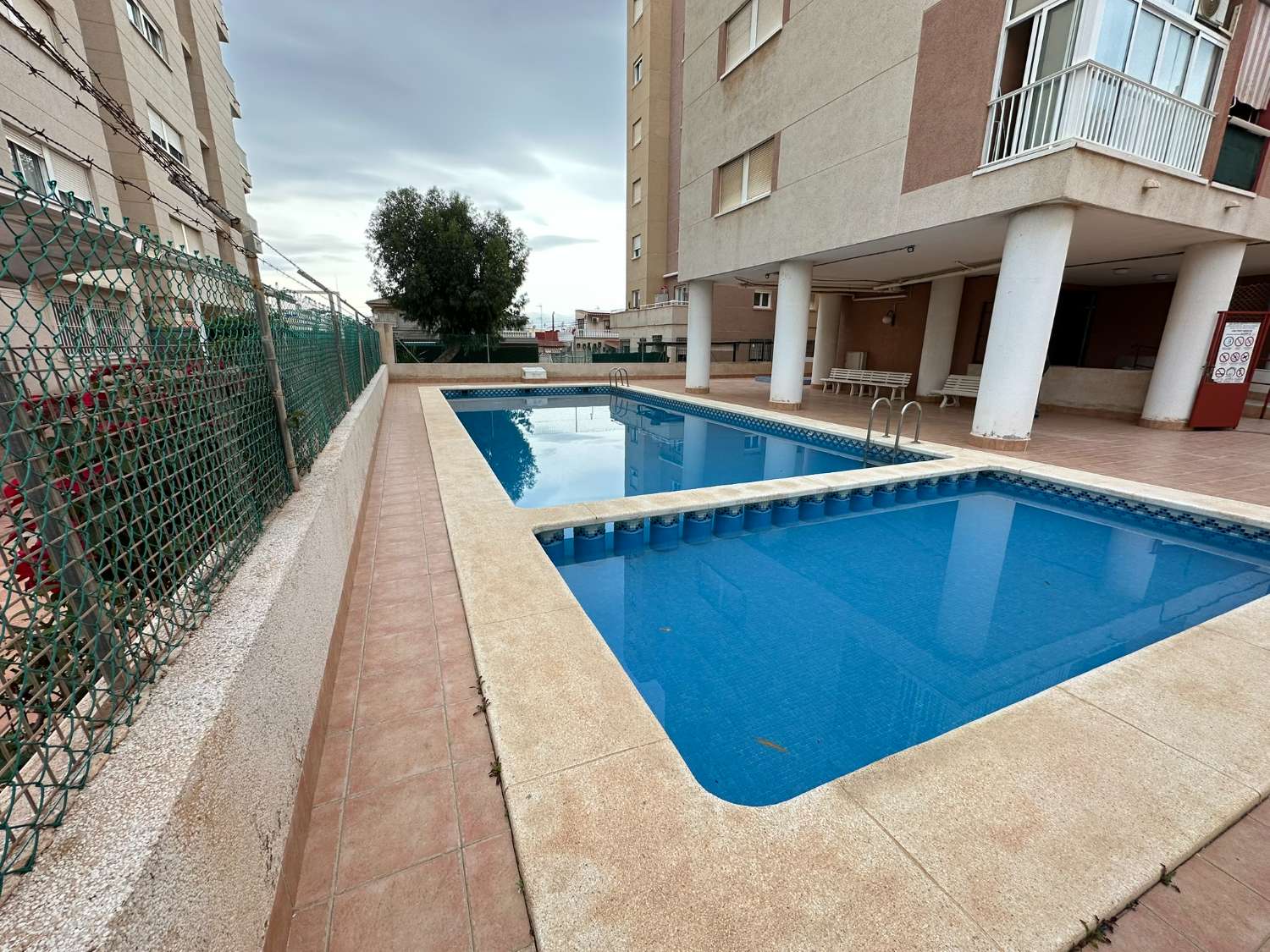 VERY BRIGHT 2 BEDROOM APARTMENT WITH POOL IN NUEVA TORREVIEJA