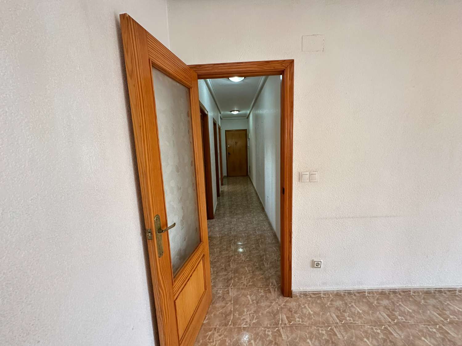 VERY BRIGHT 2 BEDROOM APARTMENT WITH POOL IN NUEVA TORREVIEJA