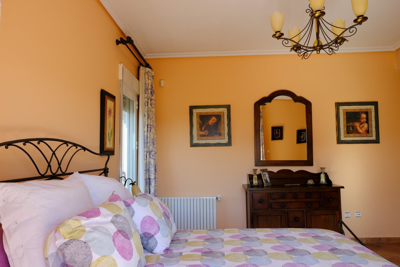 ЕКСКЛЮЗИВНА ФІНКА З ВІЛЛОЮ, БАСЕЙНОМ І ЛИМОННОЮ ПЛАНТАЦІЄЮ В КОРРЕНТІАС-МЕДІАС, ОРІУЕЛА