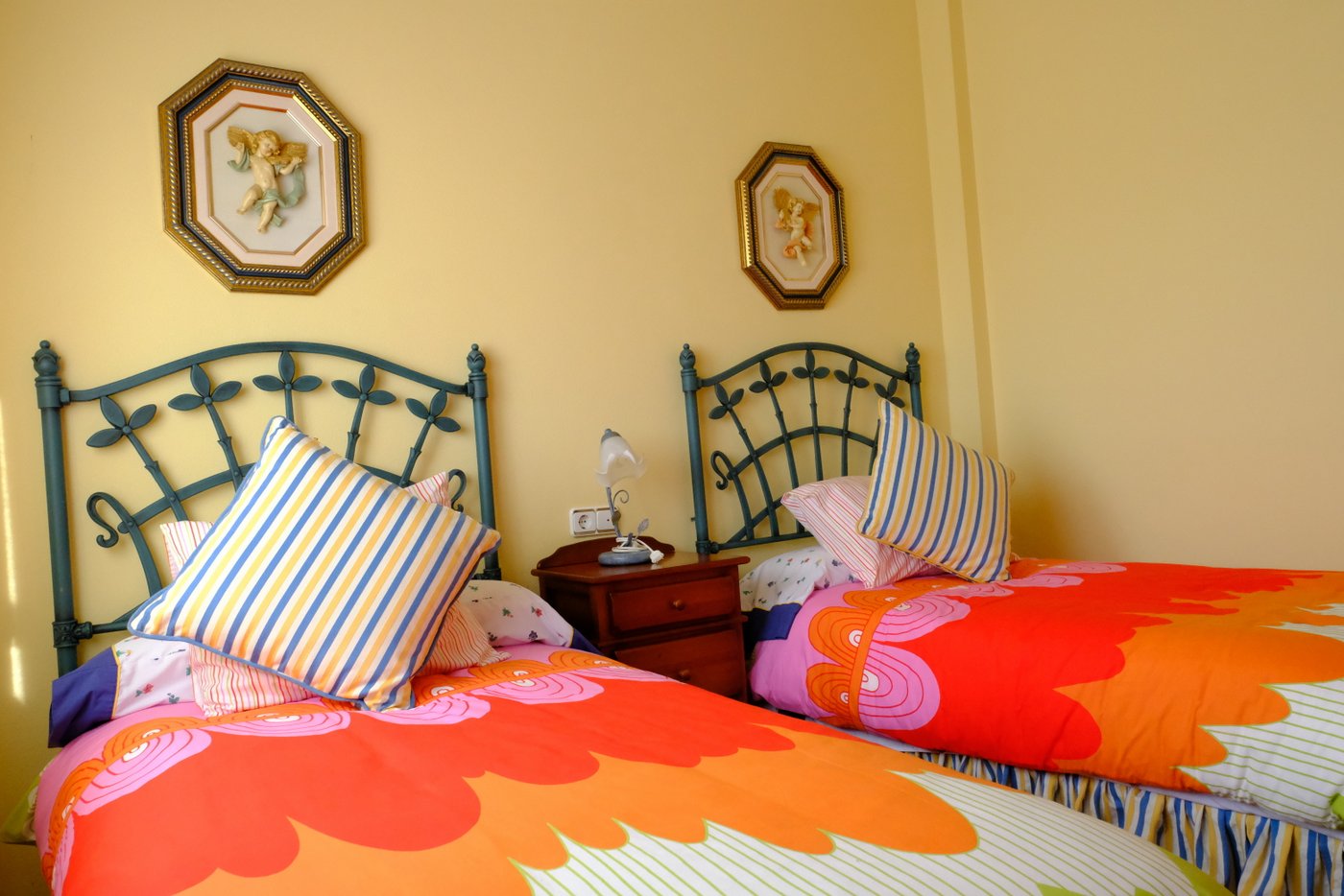 ЕКСКЛЮЗИВНА ФІНКА З ВІЛЛОЮ, БАСЕЙНОМ І ЛИМОННОЮ ПЛАНТАЦІЄЮ В КОРРЕНТІАС-МЕДІАС, ОРІУЕЛА