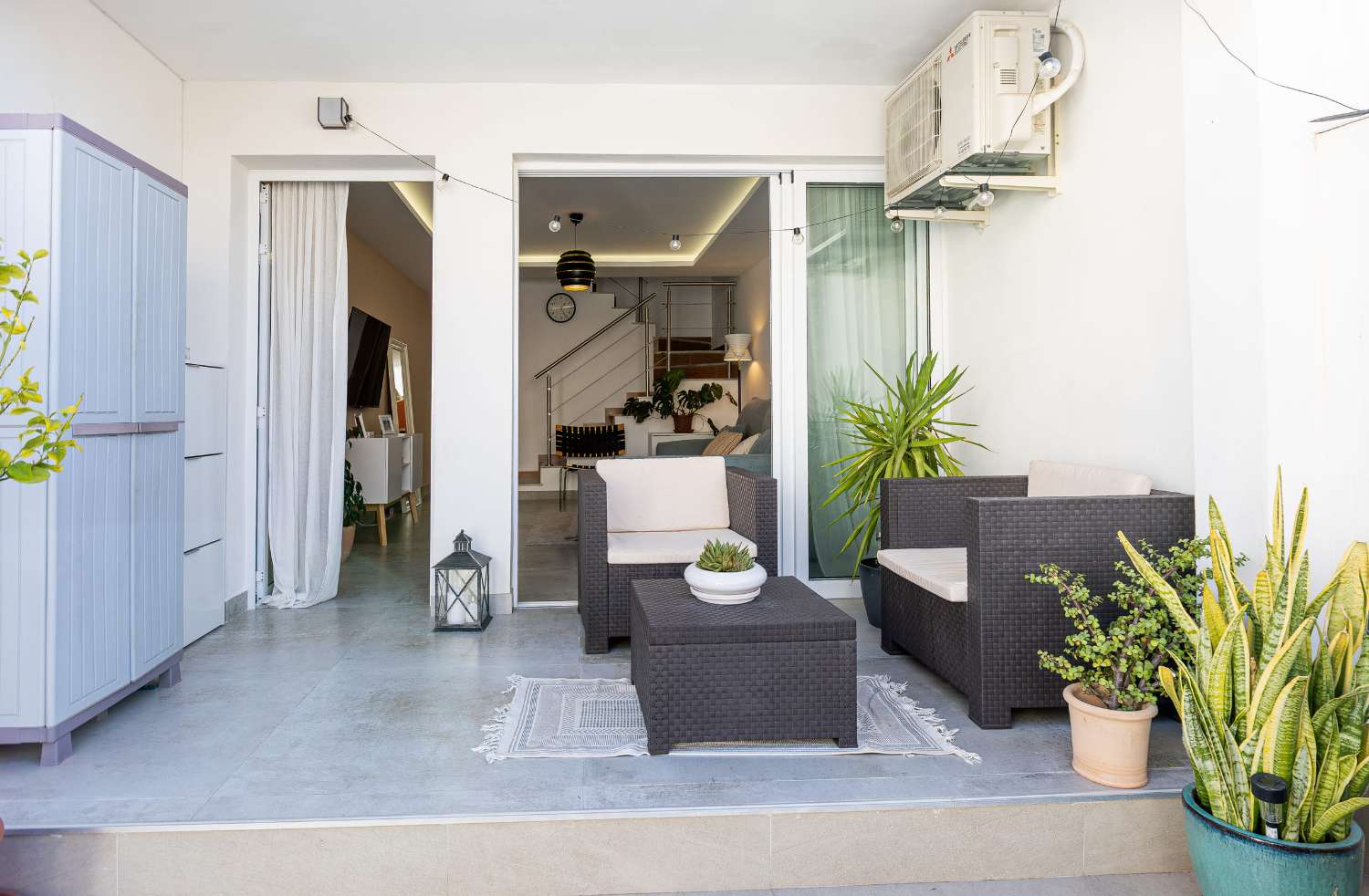 RENOVATED 3 BEDROOM TOWNHOUSE WITH SOLARIUM IN NUEVA TORREVIEJA