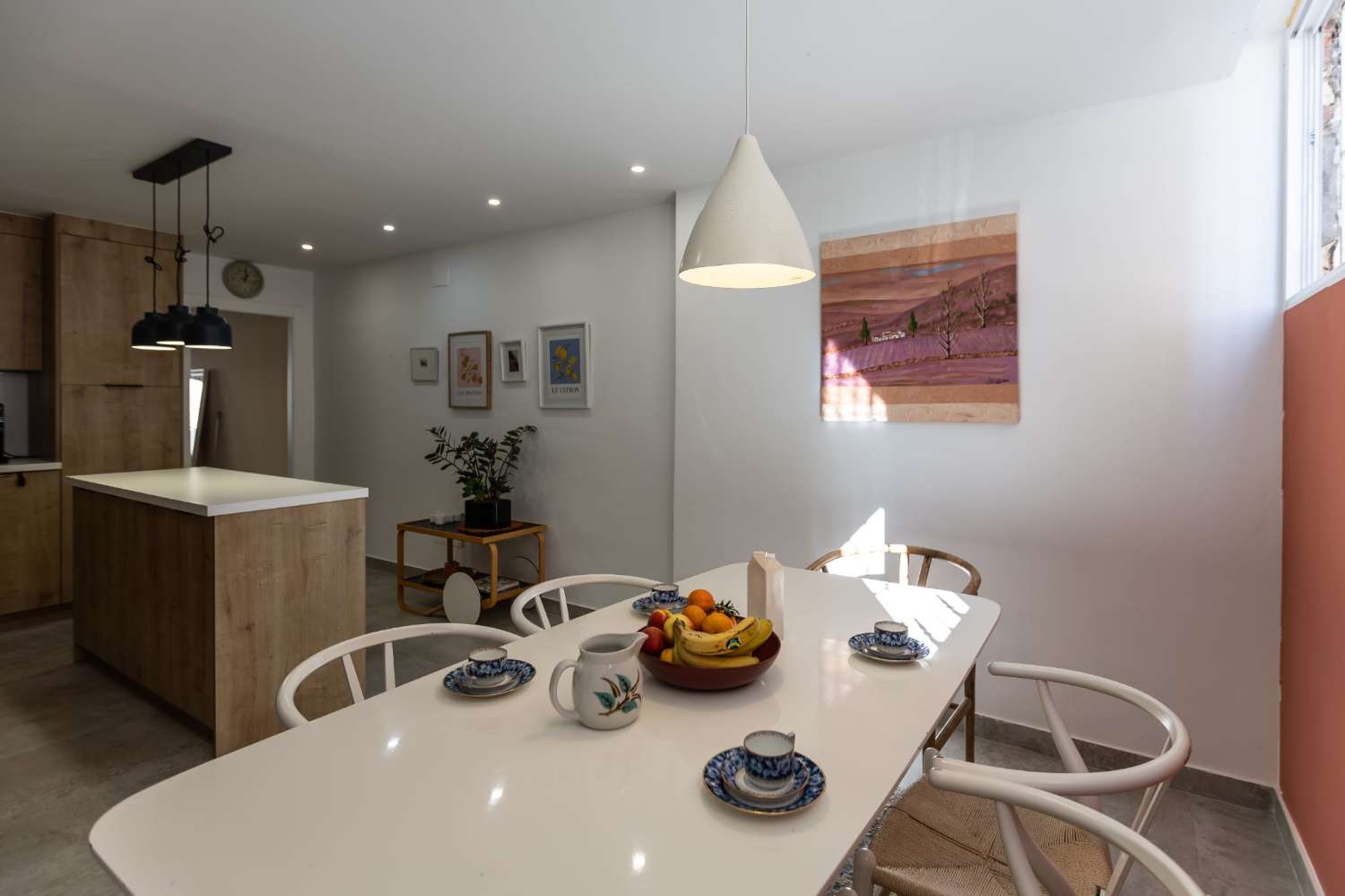 RENOVATED 3 BEDROOM TOWNHOUSE WITH SOLARIUM IN NUEVA TORREVIEJA