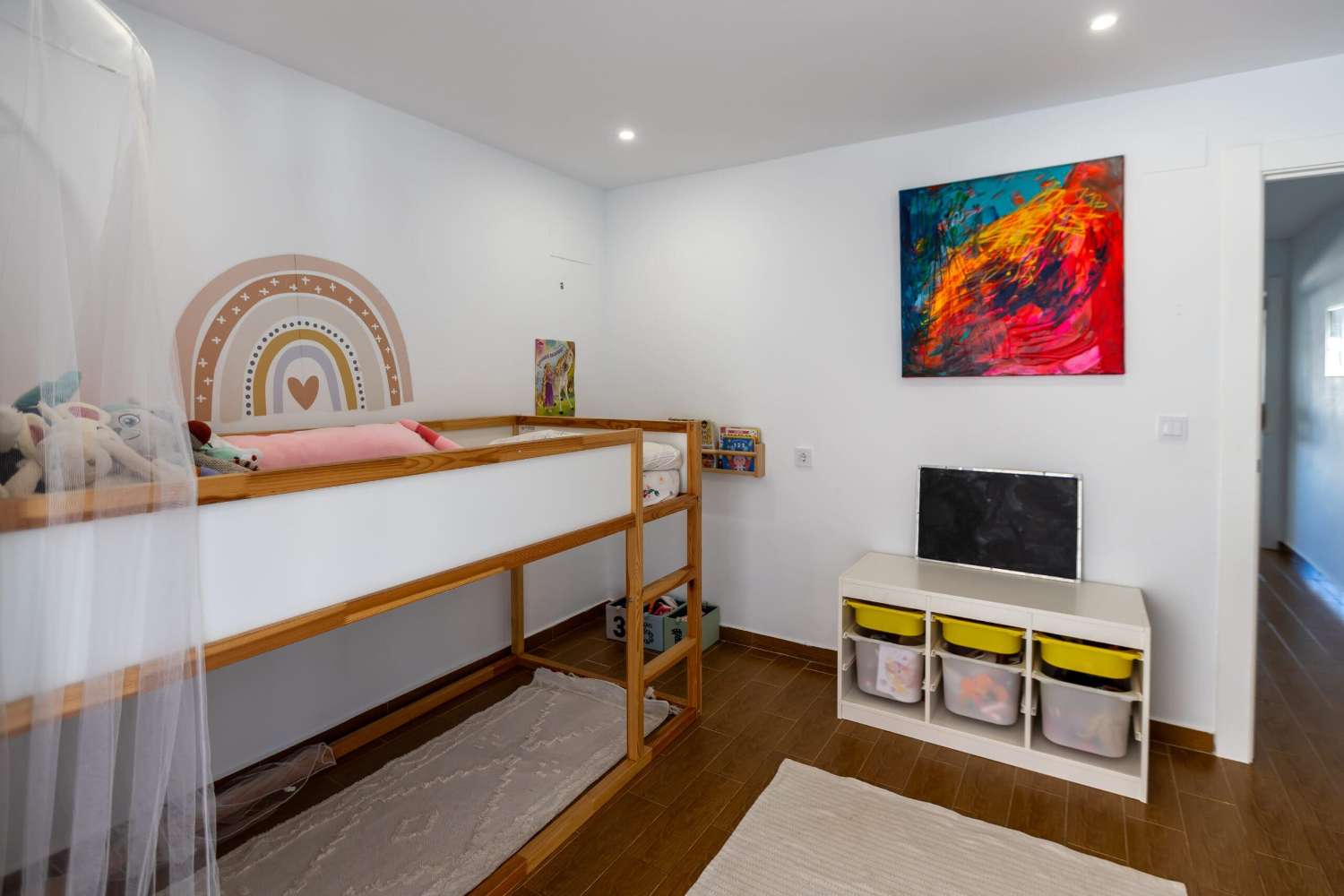 RENOVATED 3 BEDROOM TOWNHOUSE WITH SOLARIUM IN NUEVA TORREVIEJA