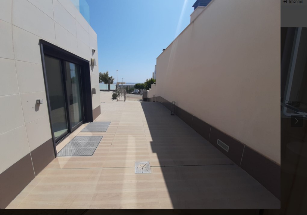 РОЗКІШНА ВІЛЛА З ПАНОРАМНИМ ВИДОМ НА МОРЕ ТА ПРИВАТНИМ БАСЕЙНОМ