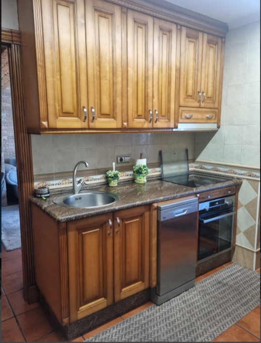 عقار فاخر شبه منفصل مع مسبح خاص في لا زينيا