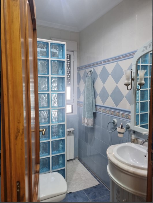 عقار فاخر شبه منفصل مع مسبح خاص في لا زينيا