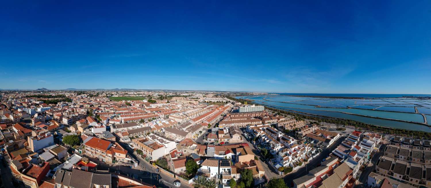 СУЧАСНА ОКРЕМА ВІЛЛА З ПРИВАТНИМ БАСЕЙНОМ БІЛЯ ПЛЯЖУ В ЛО ПАГАН