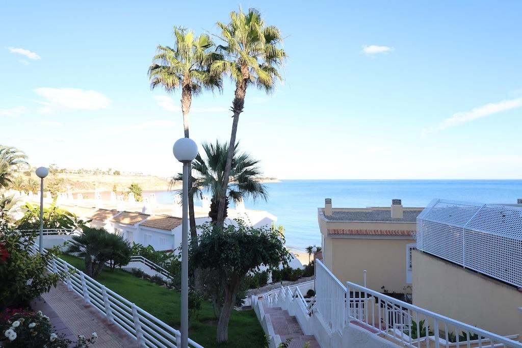 BUNGALOW EN PLANTA BAJA CON VISTAS AL MAR A 100 METROS DE LA PLAYA EN AGUAMARINA