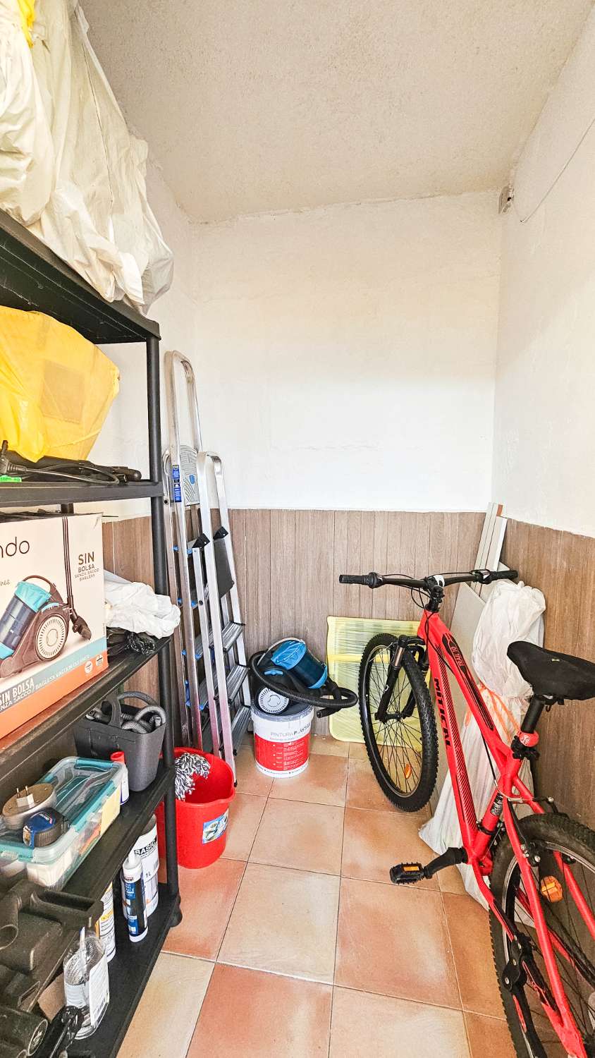 CASA TOTALMENTE REFORMADA CON PARCELA PRIVADA Y OPCIÓN DE PISCINA CERCA DE TORREVIEJA