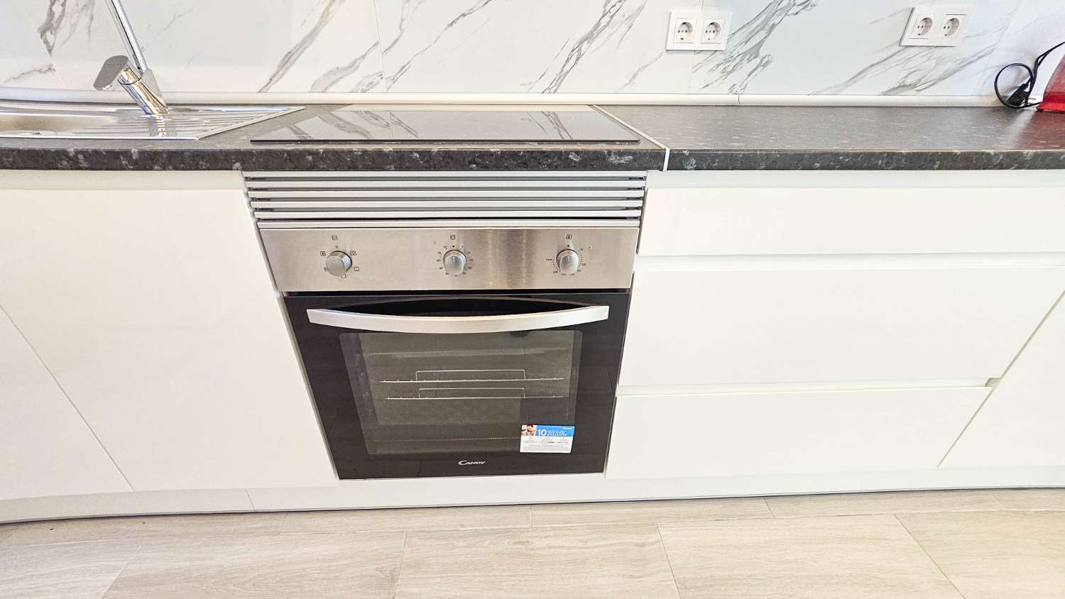 CASA TOTALMENTE REFORMADA CON PARCELA PRIVADA Y OPCIÓN DE PISCINA CERCA DE TORREVIEJA