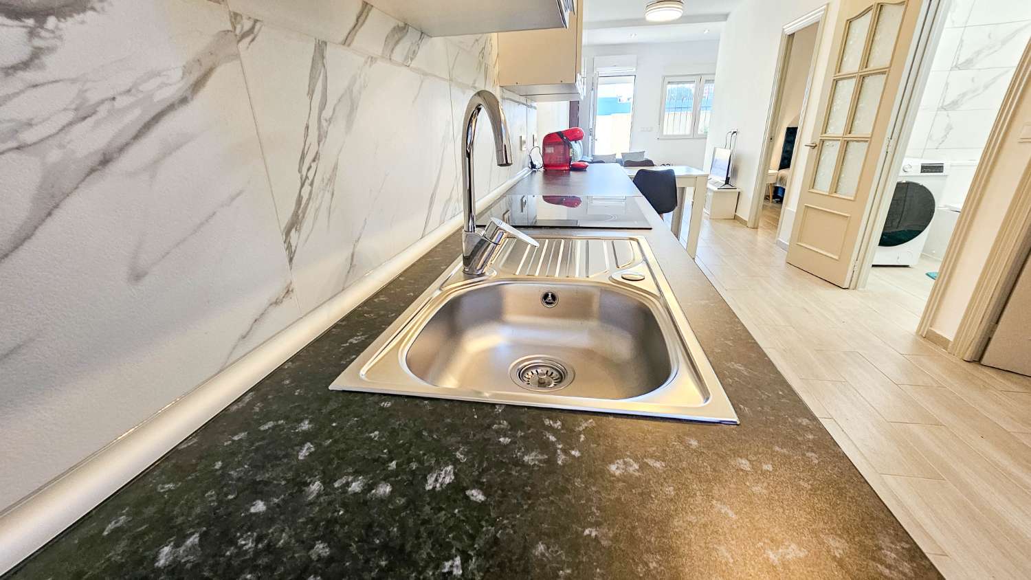 CASA TOTALMENTE REFORMADA CON PARCELA PRIVADA Y OPCIÓN DE PISCINA CERCA DE TORREVIEJA