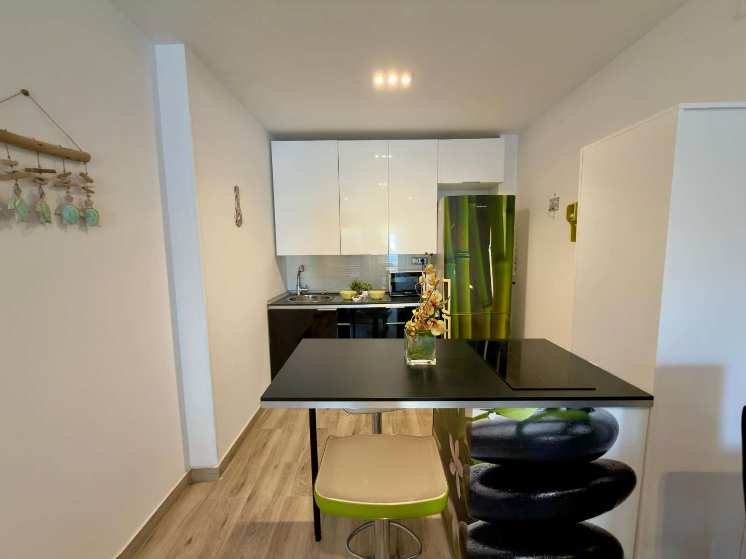 RENOVATED 2-BEDROOM BUNGALOW WITH PATIO AND TERRACE IN URB. TURRET II