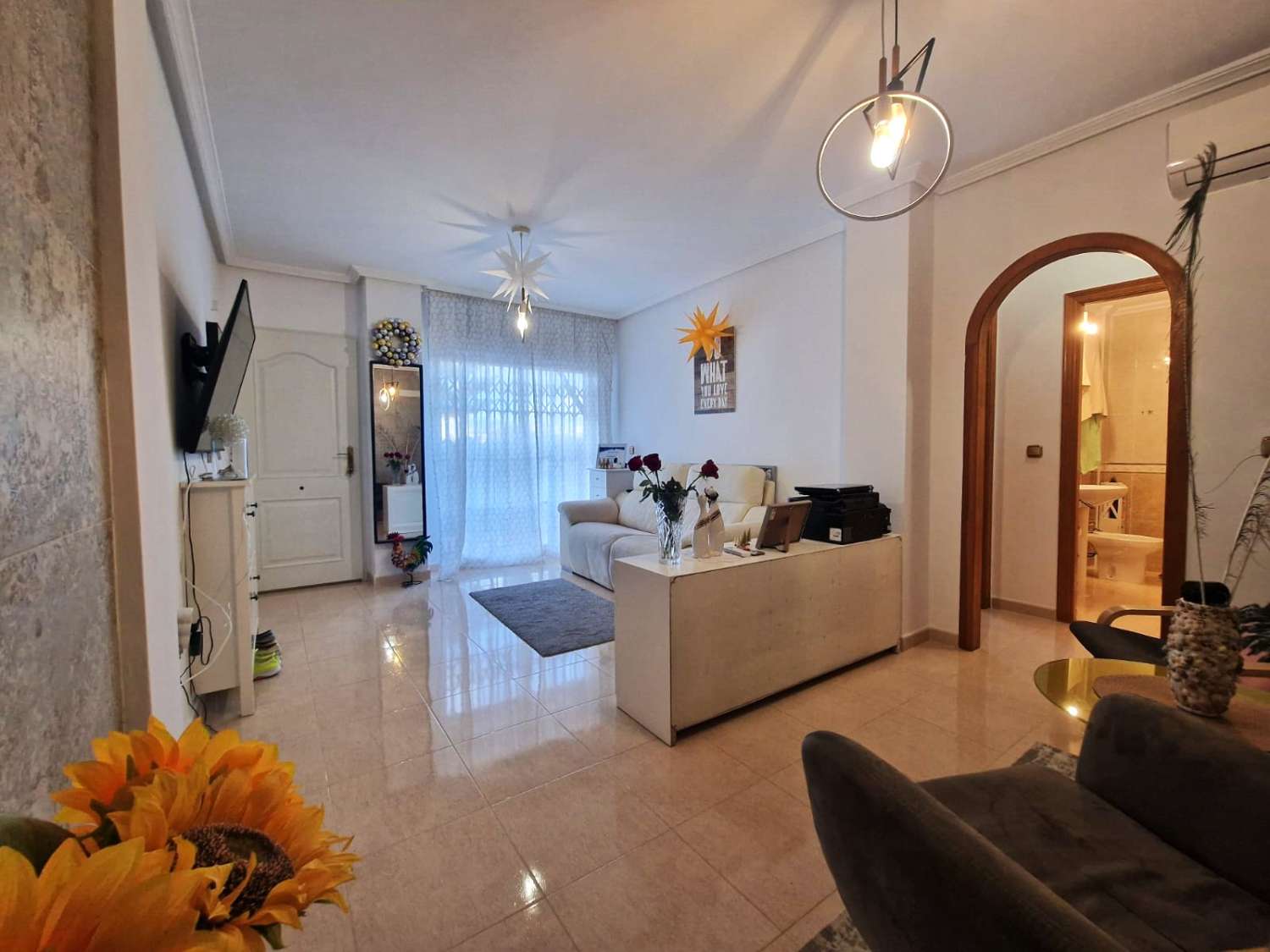 BYT V PŘÍZEMÍ SE ZAHRADOU A BAZÉNEM V LOMAS DE CABO ROIG