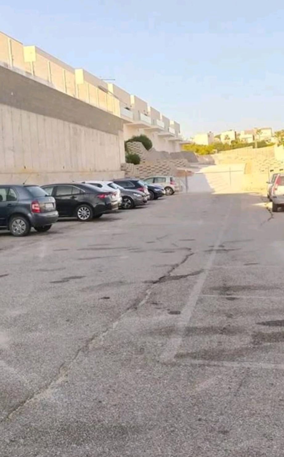 BYT V PŘÍZEMÍ SE ZAHRADOU A BAZÉNEM V LOMAS DE CABO ROIG