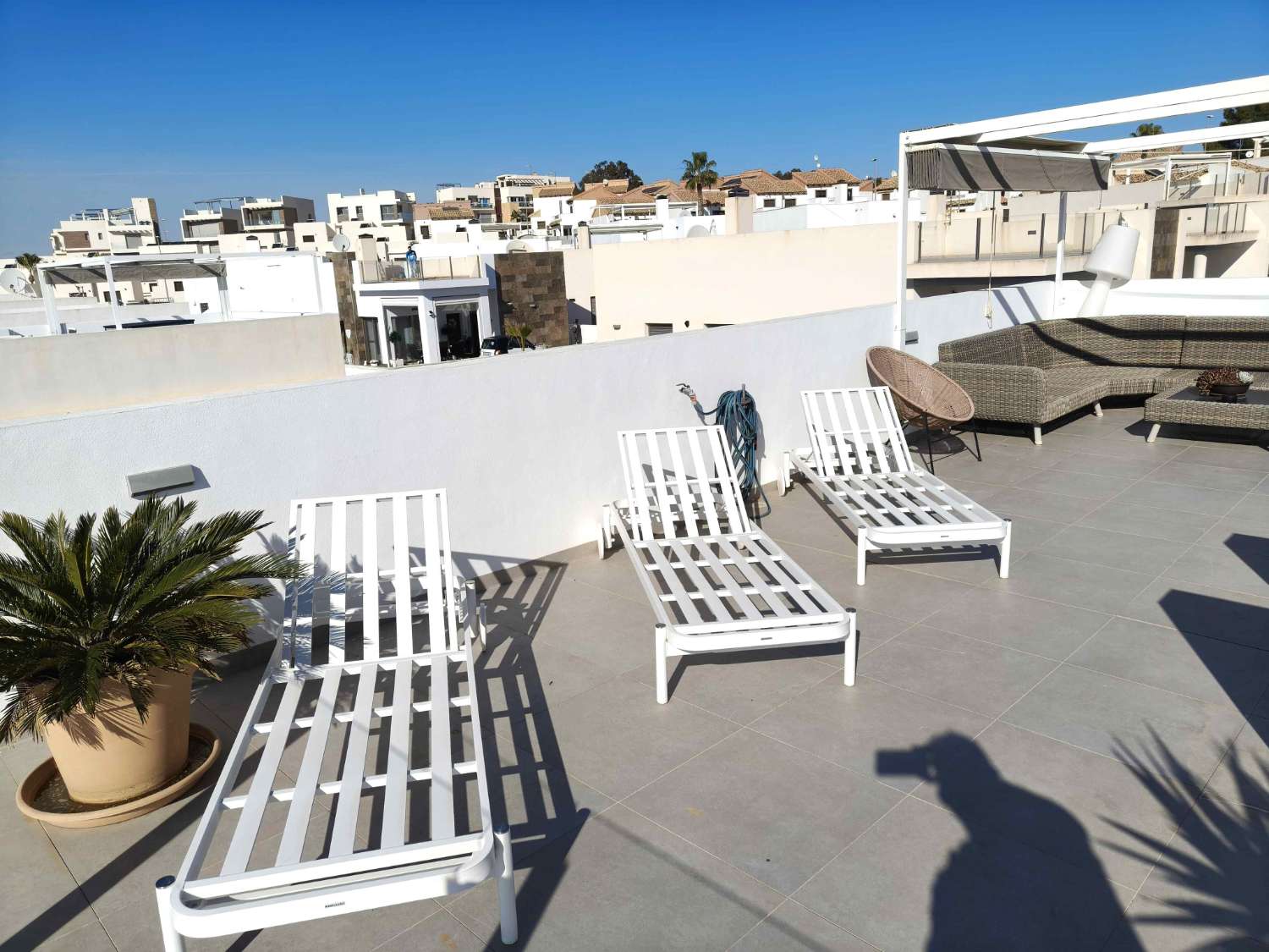 MODERN LUXURY VILLA WITH PRIVATE POOL IN GUARDED URBANIZATION