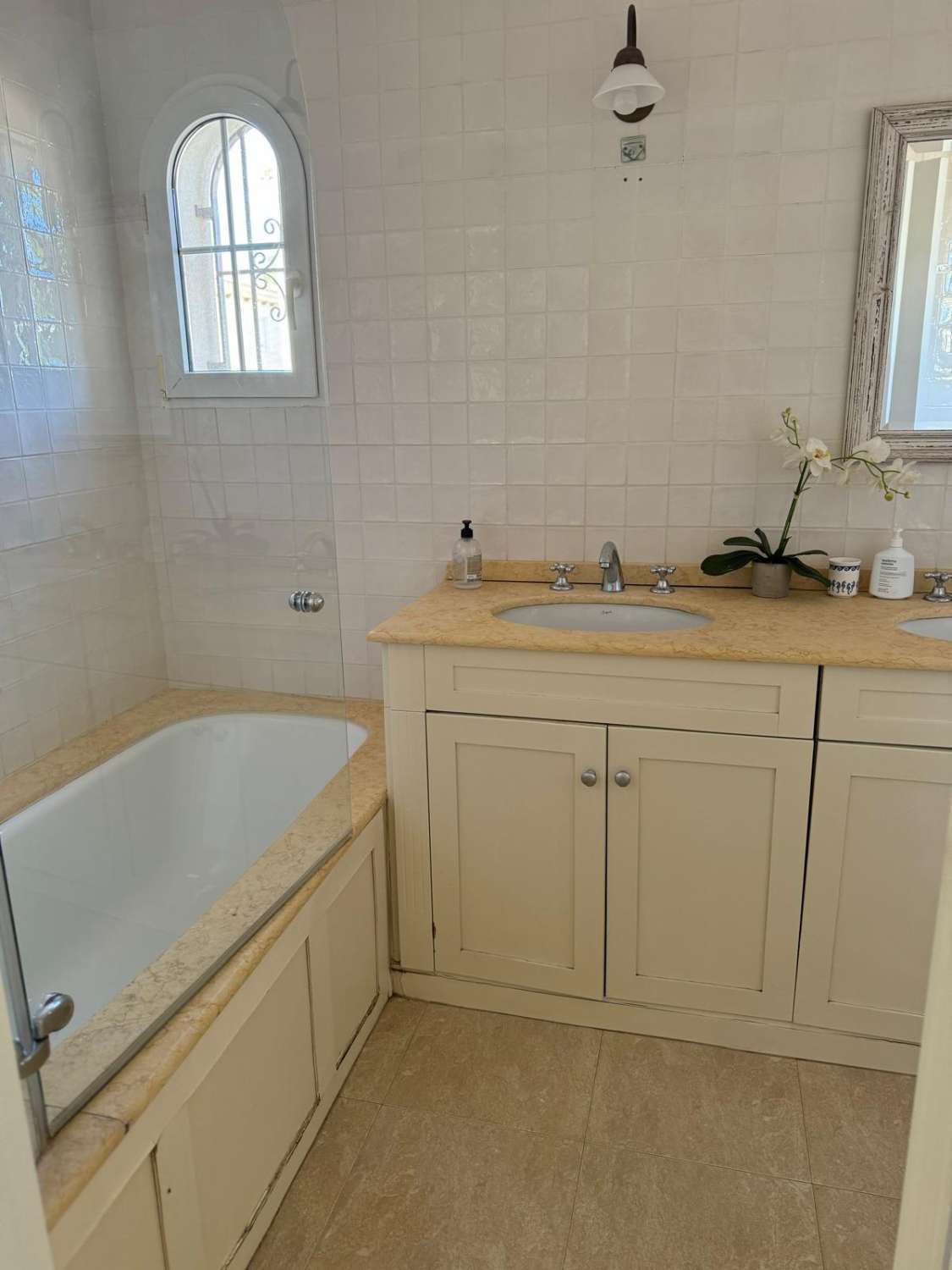 LUKSUSVILLA 300 METER FRA HAVET I PLAYA FLAMENCA – ORIHUELA COSTA