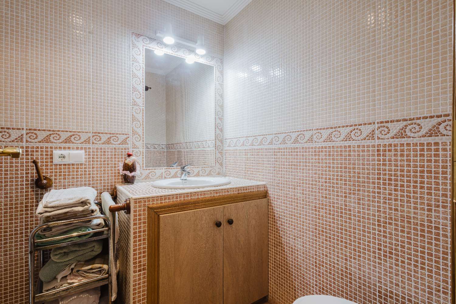 BUNGALOW A 50 METROS DEL MAR CON JARDÍN PRIVADO Y GARAJE EN LA MATA