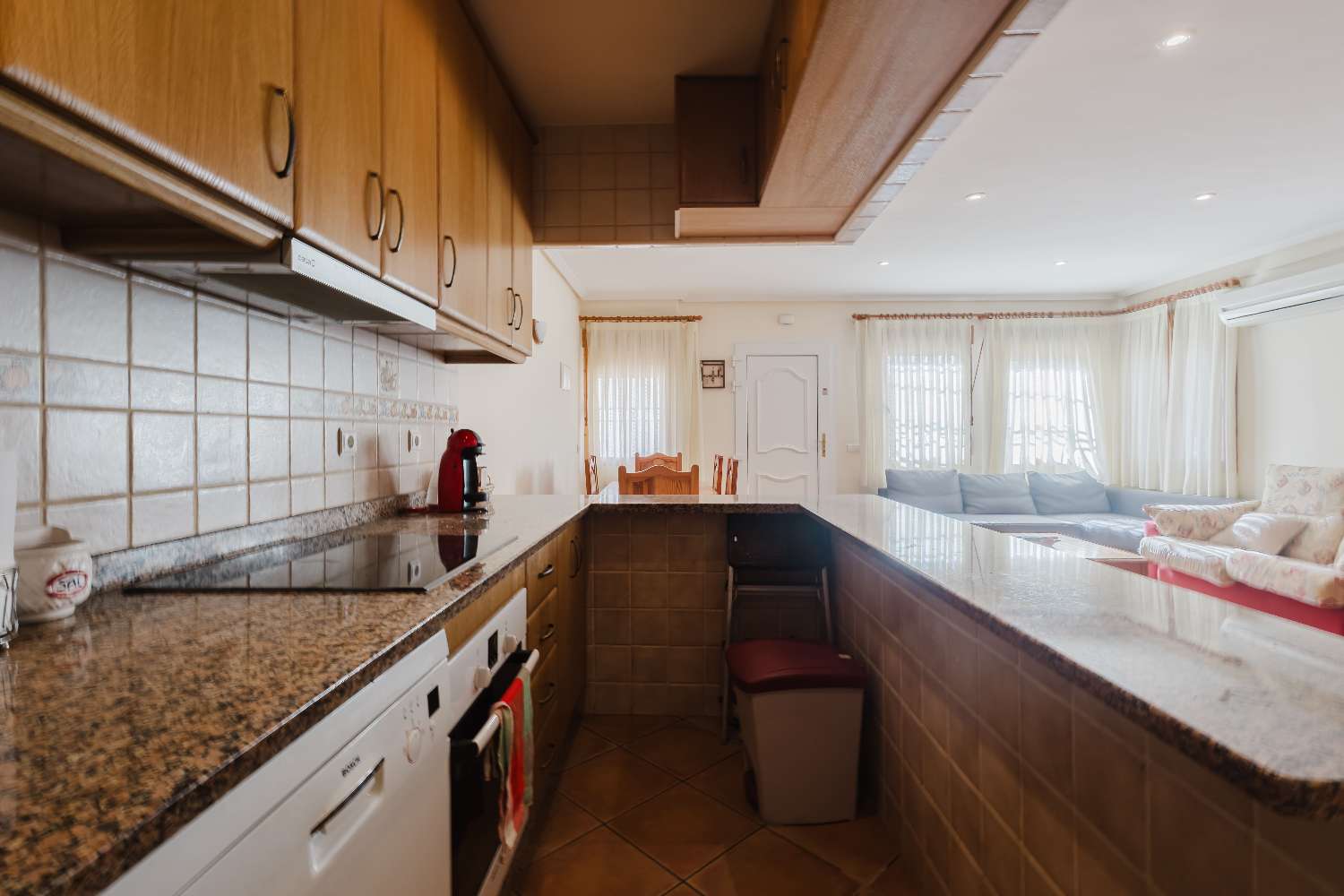 BUNGALOW A 50 METROS DEL MAR CON JARDÍN PRIVADO Y GARAJE EN LA MATA