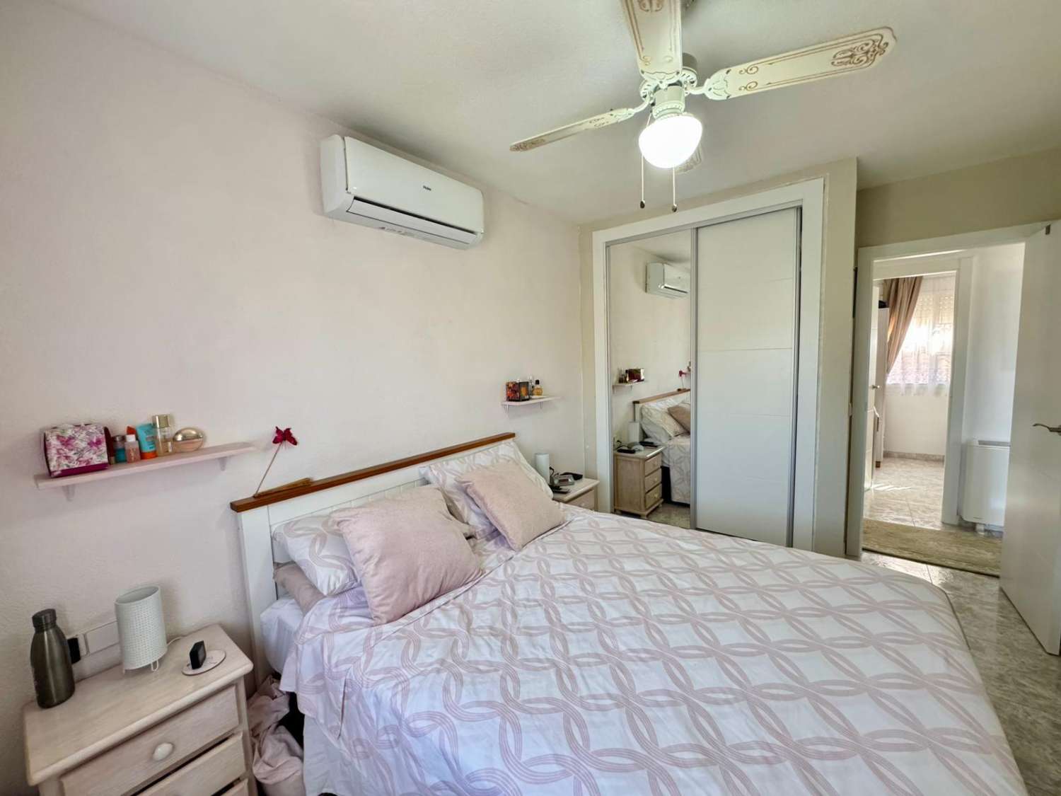 OPORTUNIDAD EN LOS ALTOS – VIVIENDA INDEPENDIENTE CON JARDÍN Y PISCINA A POCOS MINUTOS DE LA PLAYA