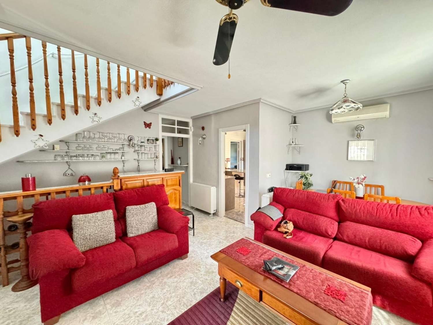 OPORTUNIDAD EN LOS ALTOS – VIVIENDA INDEPENDIENTE CON JARDÍN Y PISCINA A POCOS MINUTOS DE LA PLAYA