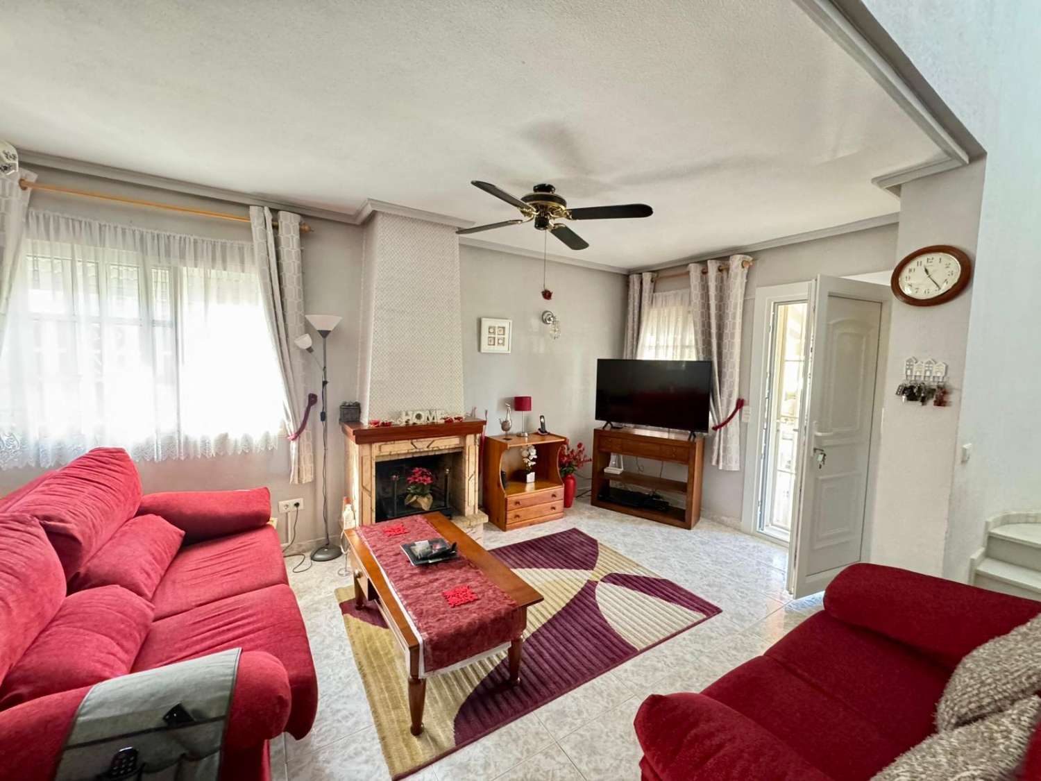 OPORTUNIDAD EN LOS ALTOS – VIVIENDA INDEPENDIENTE CON JARDÍN Y PISCINA A POCOS MINUTOS DE LA PLAYA