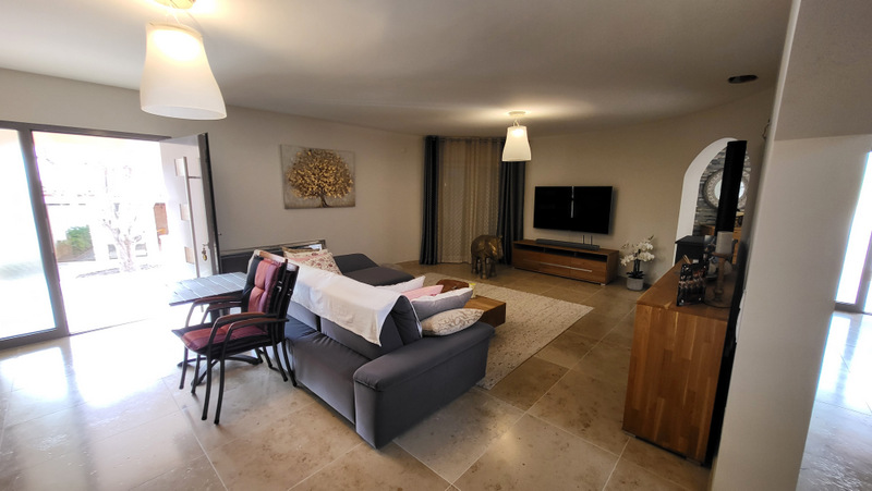 ESPECTACULAR VILLA DE LUJO EN CIUDAD QUESADA – ROJALES CON PISCINA Y JARDÍN PRIVADO