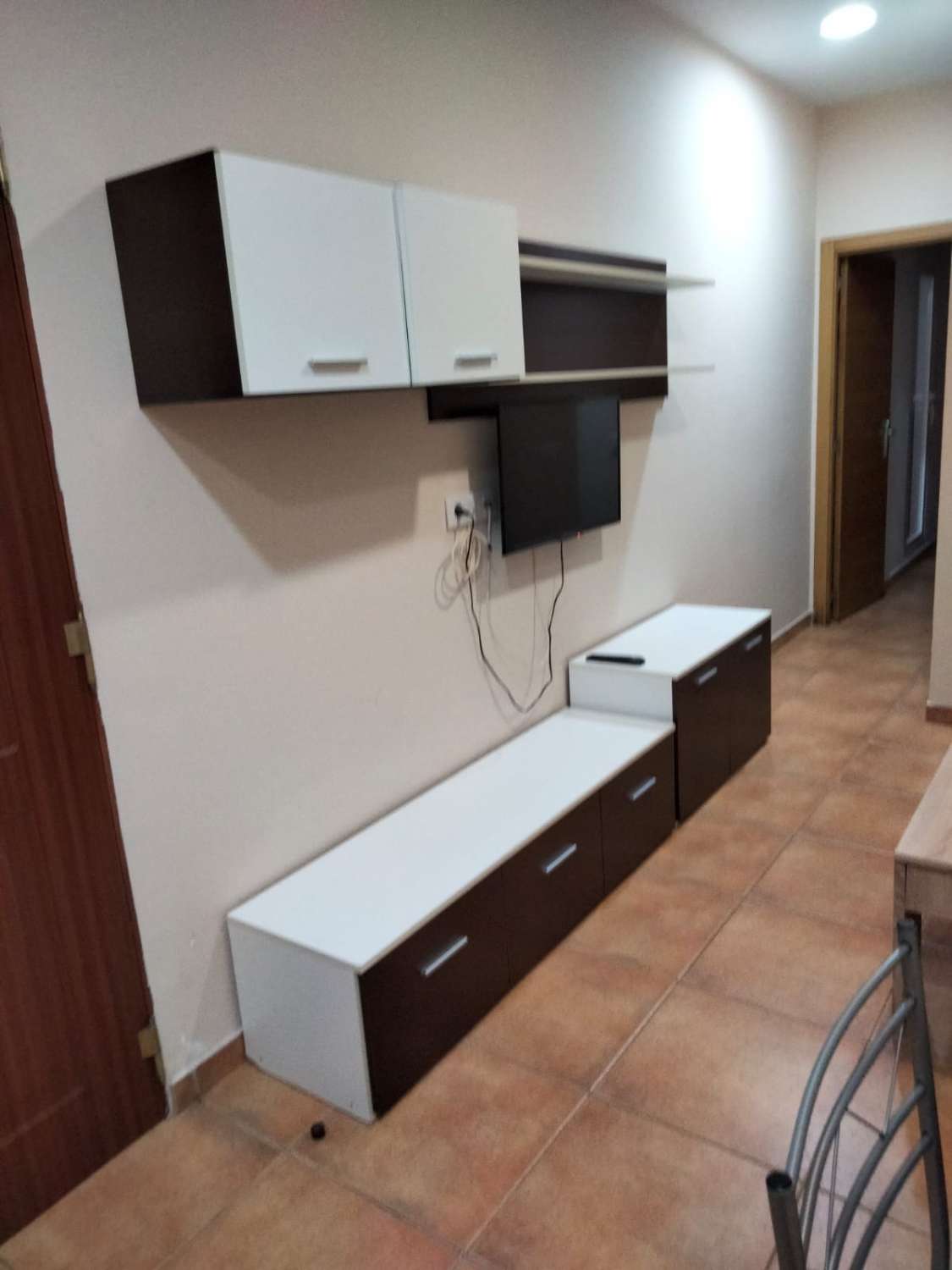 EDIFICIO REFORMADO EN PLENO CENTRO DE ALICANTE CON 8 VIVIENDAS