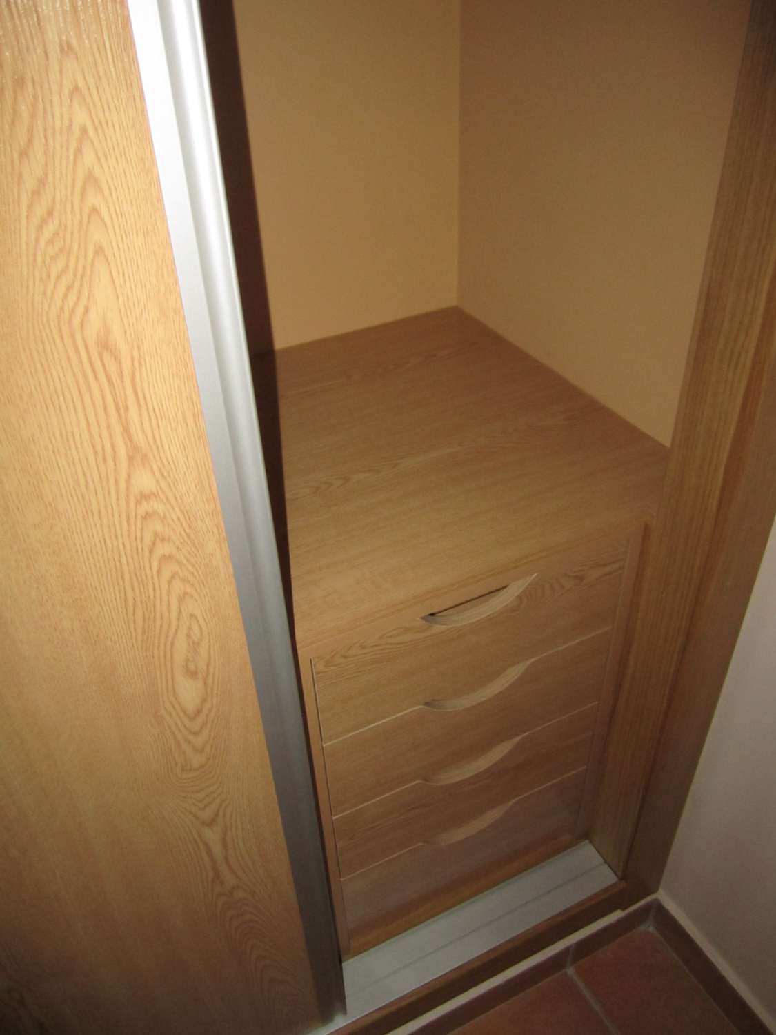 EDIFICIO REFORMADO EN PLENO CENTRO DE ALICANTE CON 8 VIVIENDAS