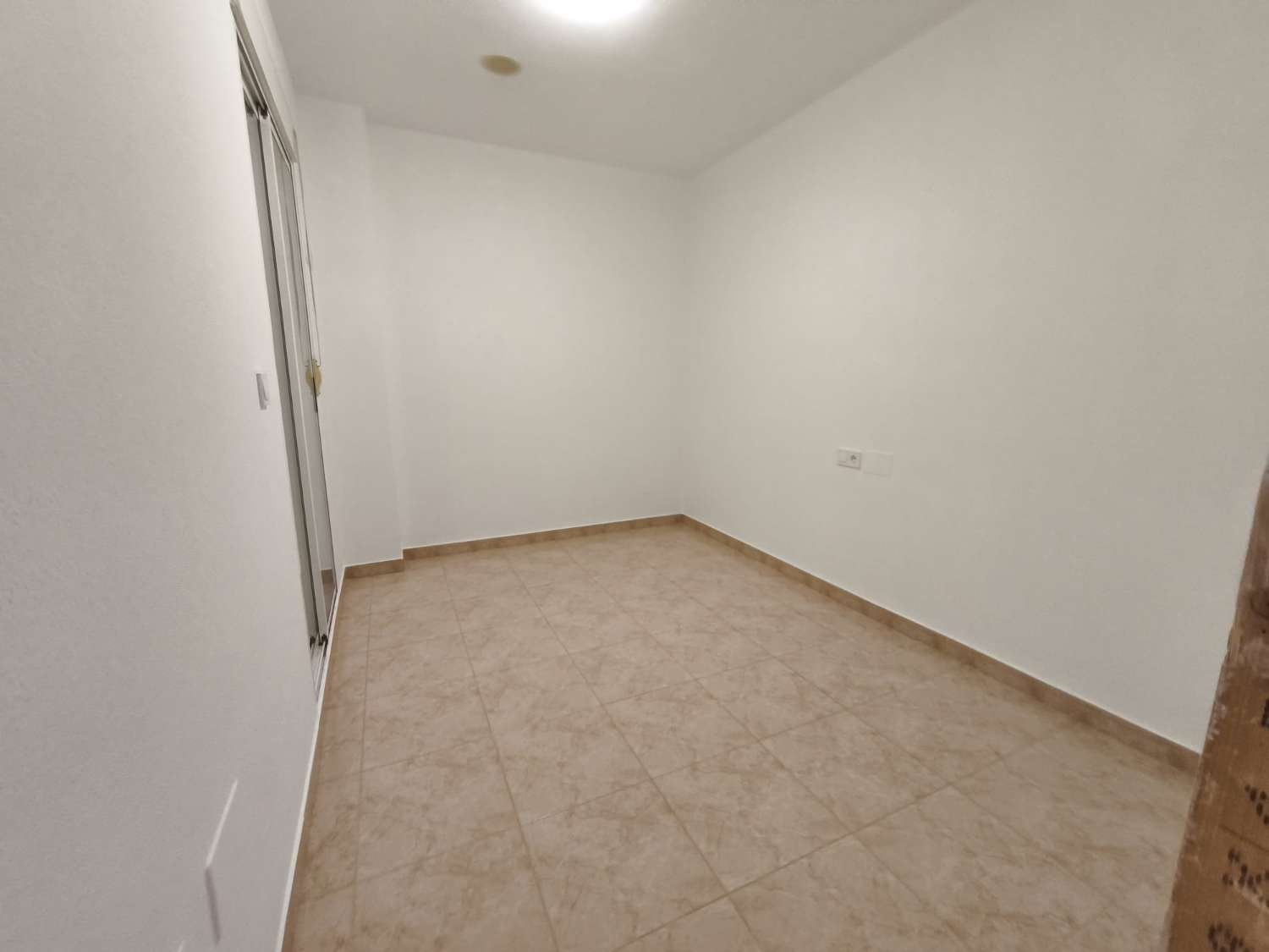 PRECIOSO BUNGALOW REFORMADO DE 3 PLANTAS EN BENEJÚZAR