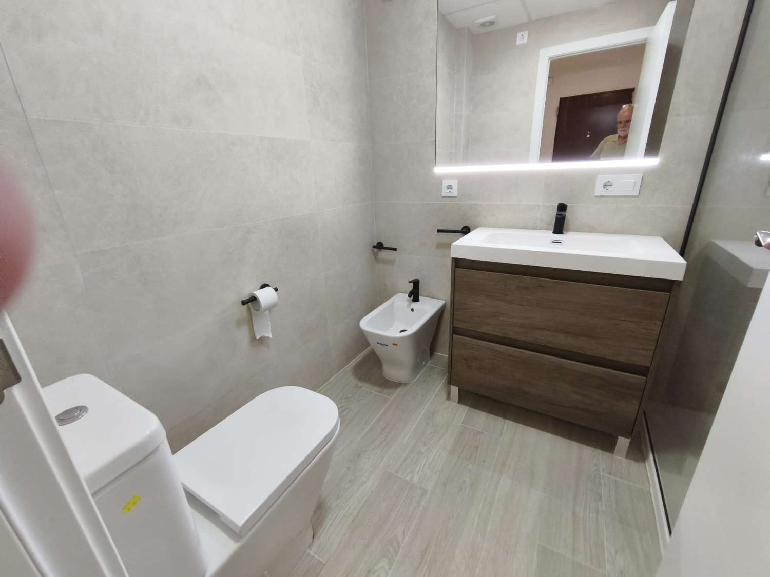 CHALET TOTALMENTE REFORMADO EN PARCELA INDEPENDIENTE CON PLANTA BAJA Y ALTA