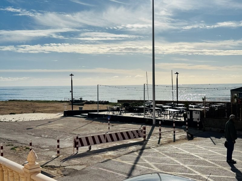 VIVIENDA EN PRIMERA LÍNEA DE PLAYA CON VISTAS AL MAR EN LA MATA – PUERTO ROMANO