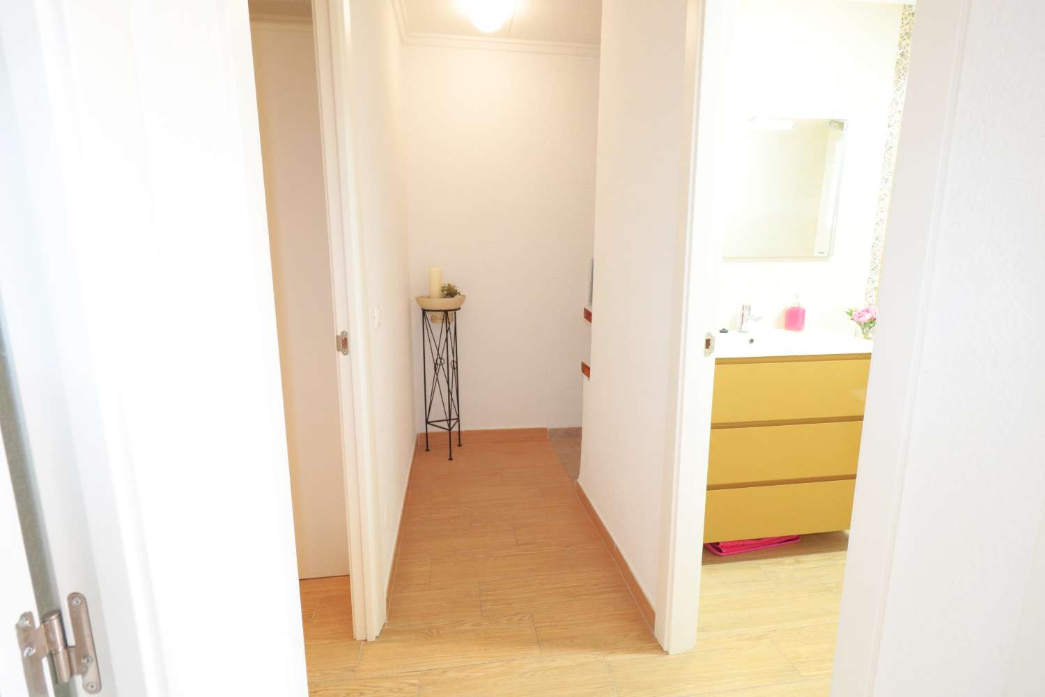 ADOSADO REFORMADO A 300 METROS DEL MAR EN PLAYA DE LOS NÁUFRAGOS – TORREVIEJA