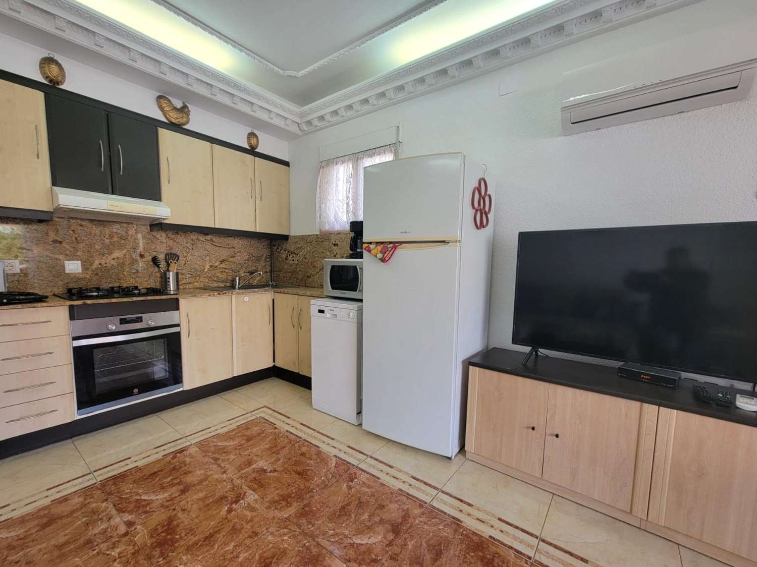 BONITA VIVIENDA ADOSADA EN ESQUINA CON SOLÁRIUM JUNTO AL PARQUE NATURAL DE LA MATA – SIN GASTOS DE COMUNIDAD