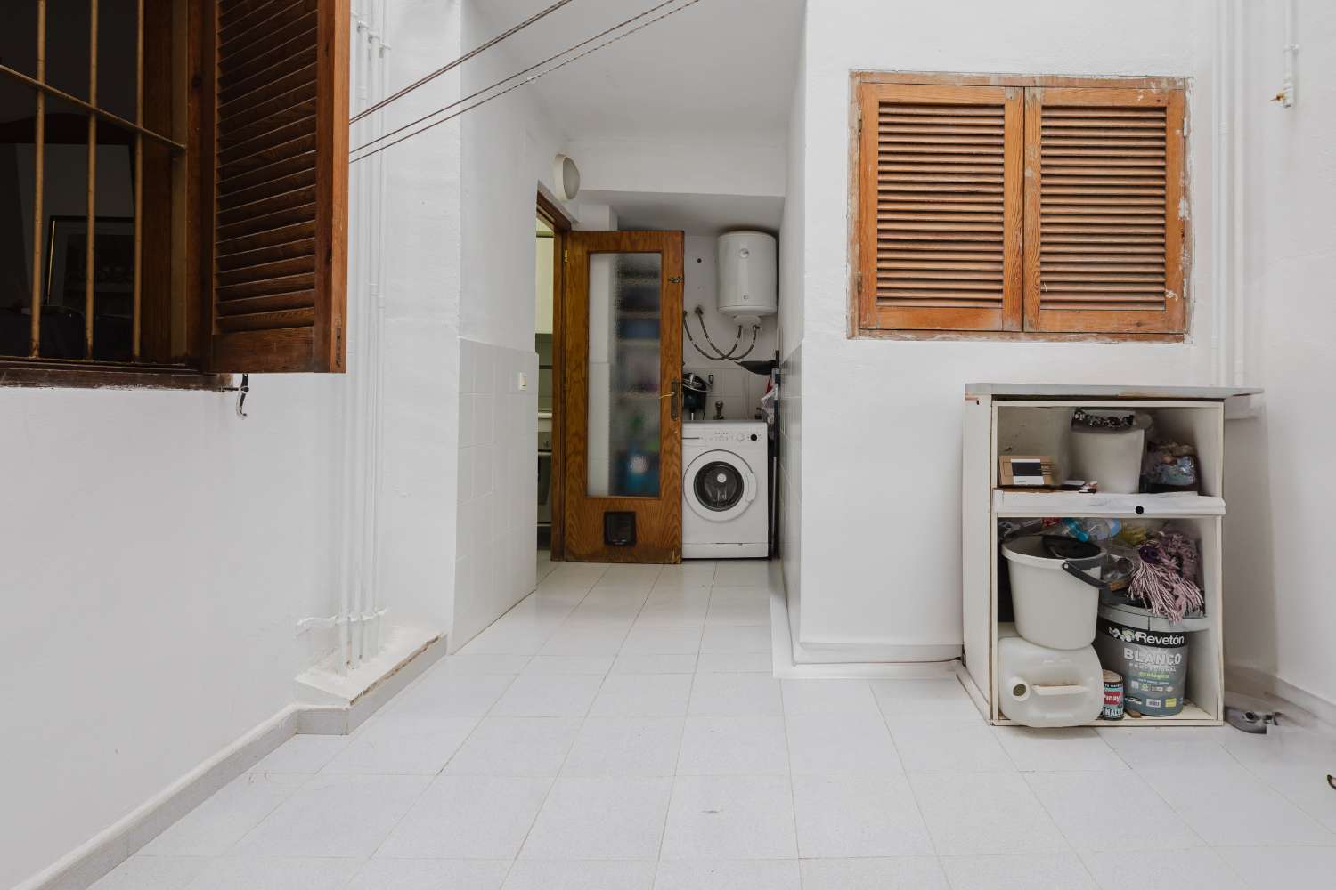 APARTAMENTO A 220 M DE LA PLAYA EN TORREVIEJA – LUZ, UBICACIÓN Y CALIDAD DE VIDA JUNTO AL MAR