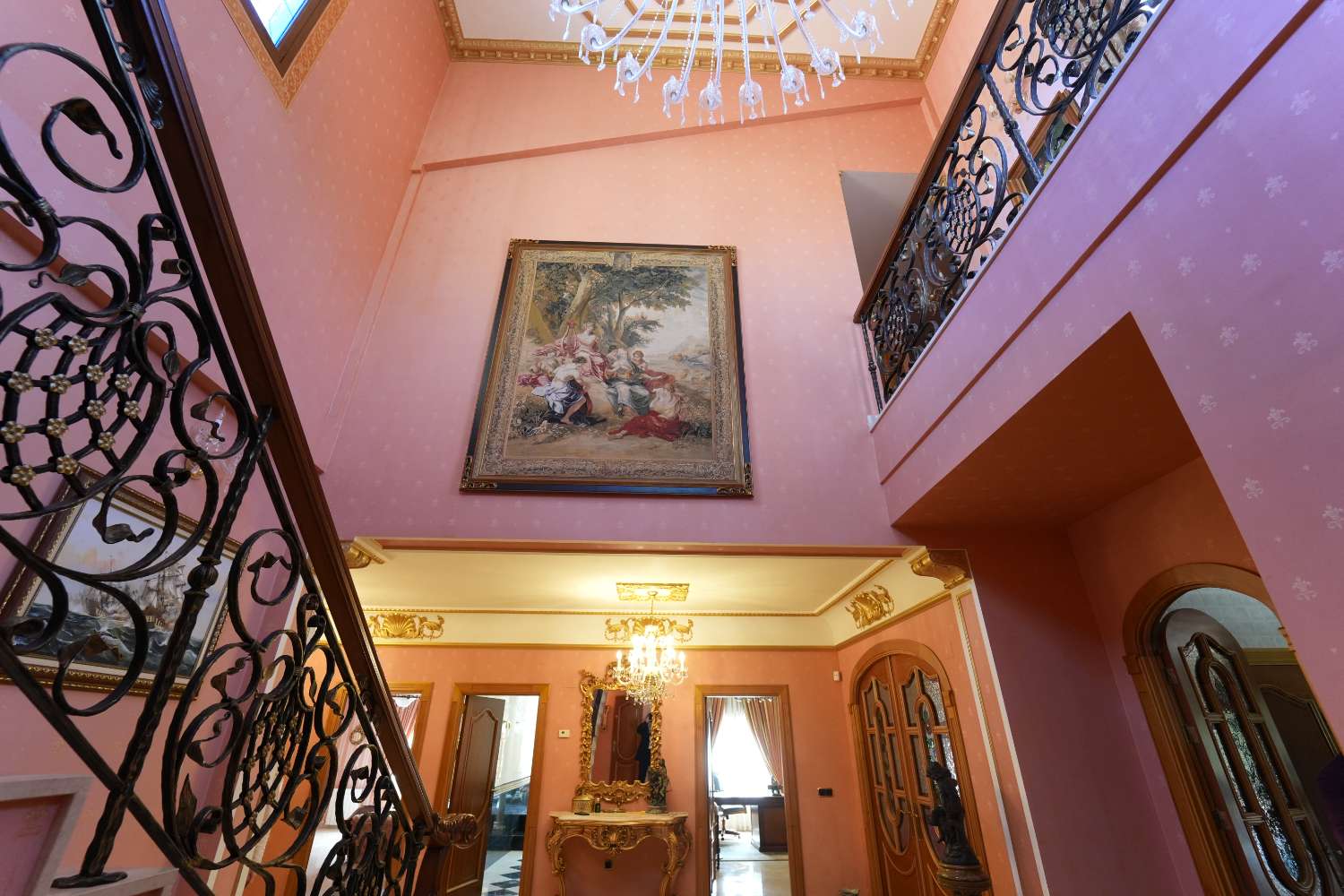 ESPECTACULAR VILLA DE LUJO CON VISTAS AL MAR EN CAMPOAMOR – 734 M² EN PARCELA DE 850 M²