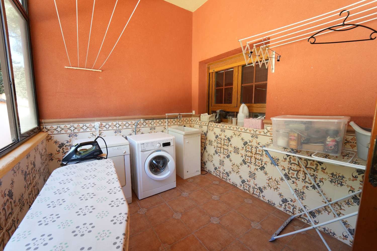 ESPECTACULAR VILLA DE LUJO CON VISTAS AL MAR EN CAMPOAMOR – 734 M² EN PARCELA DE 850 M²