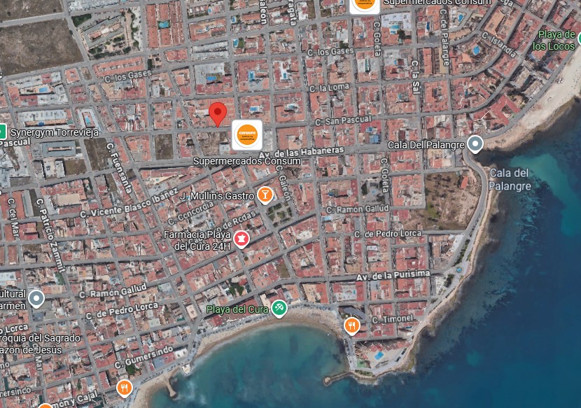 APARTAMENTO LUMINOSO A 500 METROS DEL MAR EN TORREVIEJA CON PISCINA