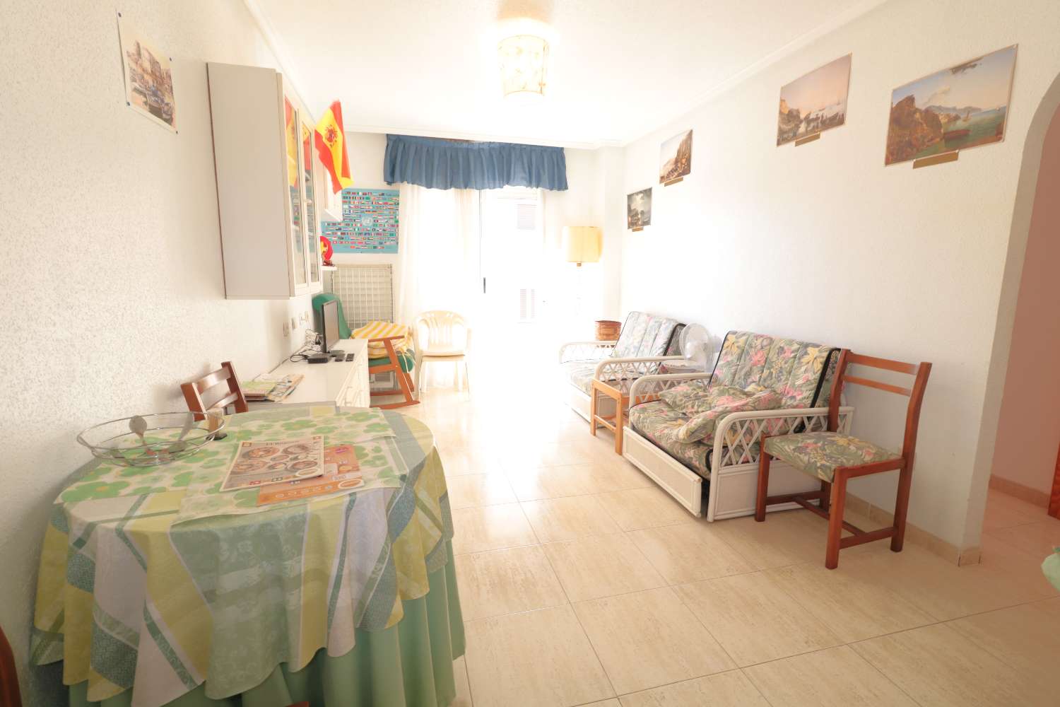 APARTAMENTO LUMINOSO A 500 METROS DEL MAR EN TORREVIEJA CON PISCINA