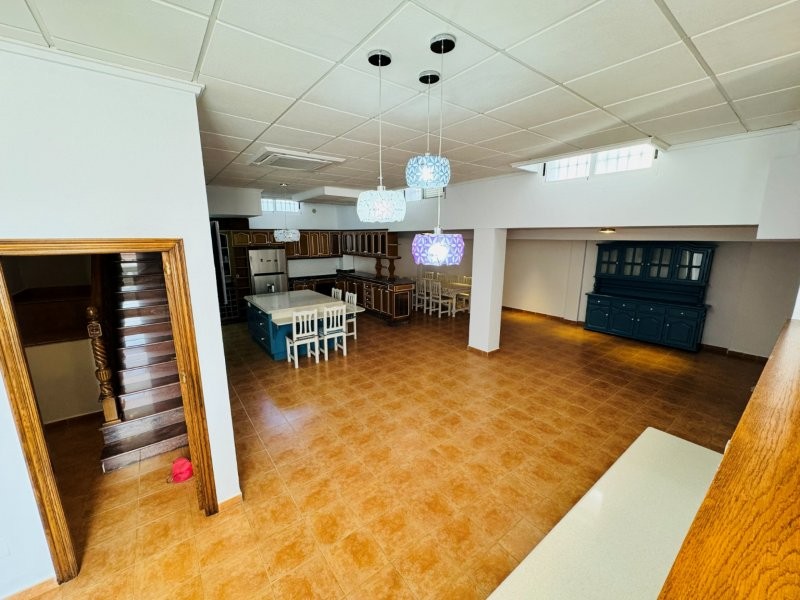 ESPECTACULAR VILLA CON VISTAS AL MAR A 180 METROS DE LA PLAYA EN TORRE LA MATA