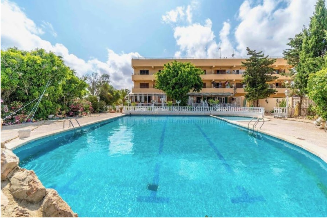 OPORTUNIDAD DE INVERSIÓN EN LOS FRUTALES A 350 METROS DEL MAR