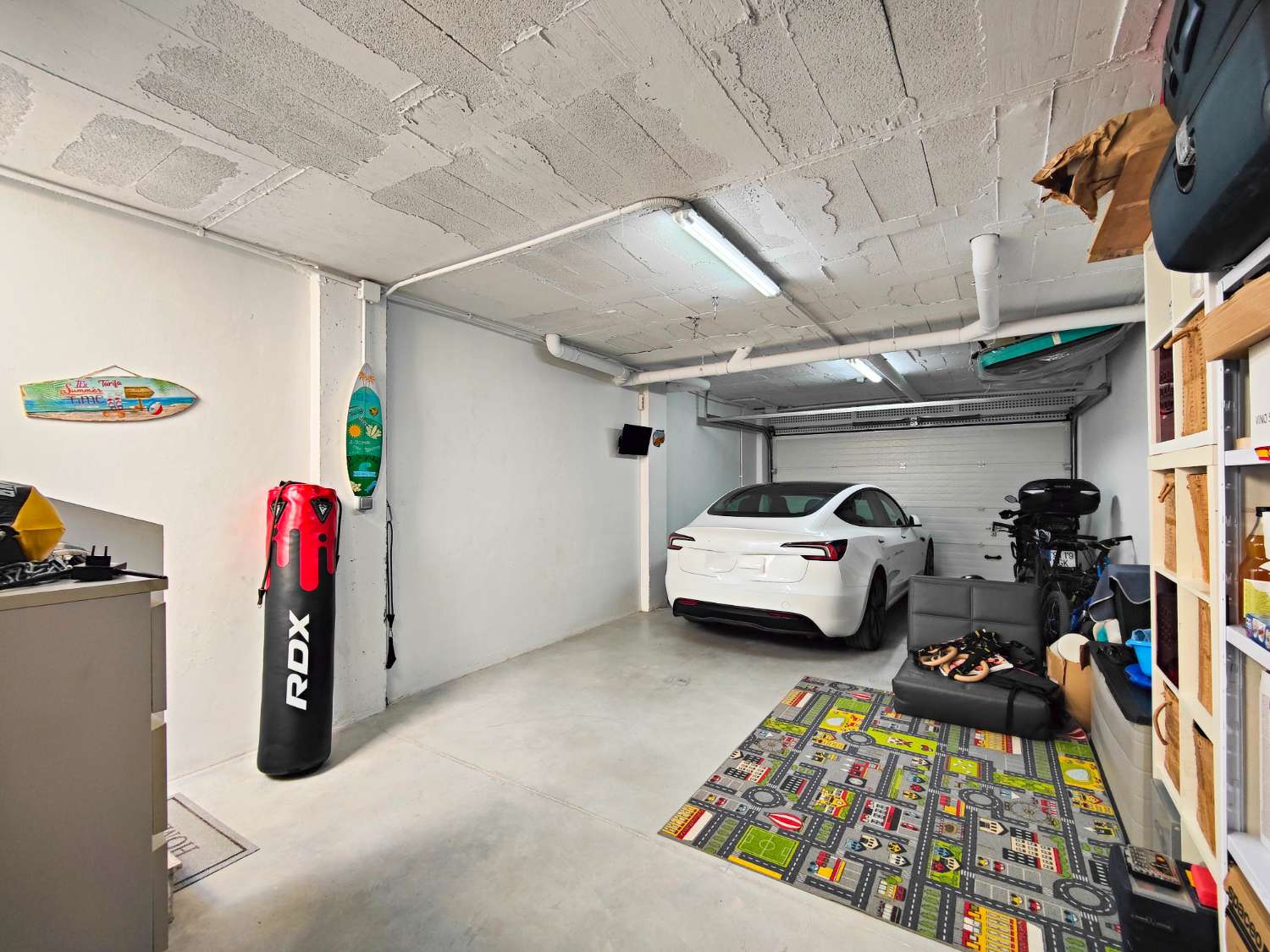 APARTAMENTO MODERNO EN PLANTA BAJA CON GRAN JARDÍN PRIVADO Y GARAJE CERRADO EN