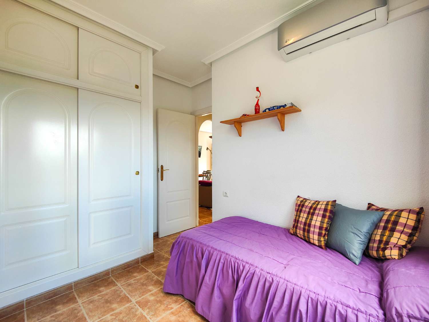 FANTÁSTICA VIVIENDA ADOSADA EN ESQUINA CON SOLÁRIUM Y JARDÍN PRIVADO EN PUNTA PRIMA – Orihuela Costa